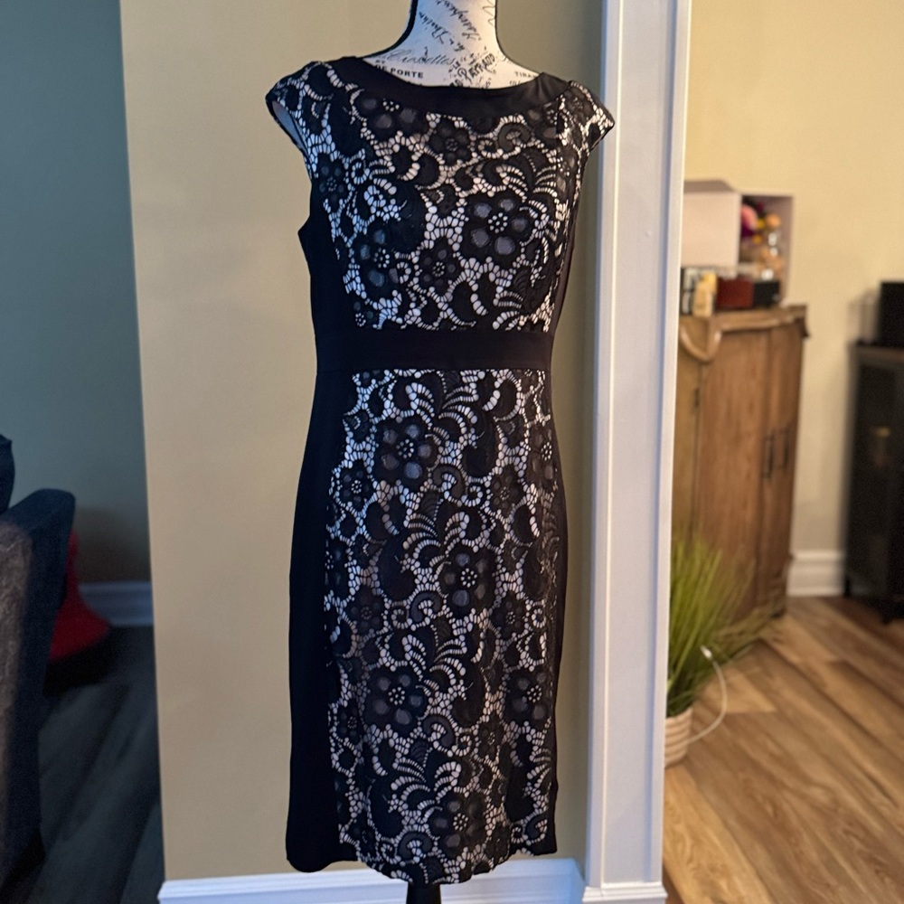 Elegant Black Lace Dress